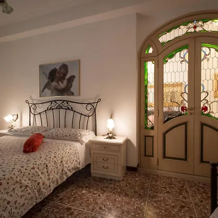 Apartment In The Center Of With Spectacular View Of The Dome